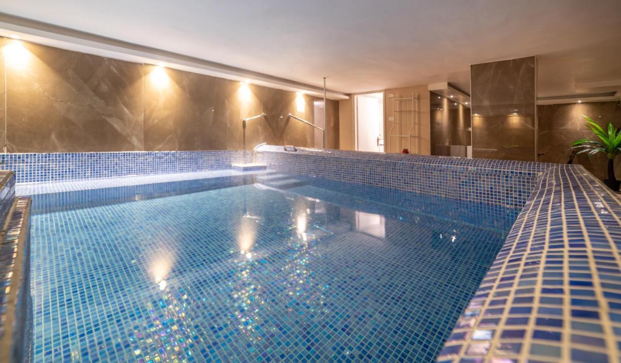 Litov Hotel - A Religious Boutique Hotel エルサレム エクステリア 写真