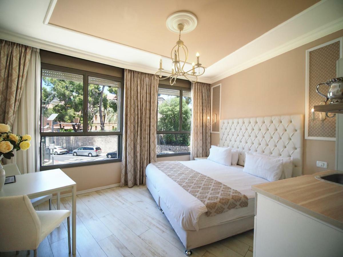 Litov Hotel - A Religious Boutique Hotel エルサレム エクステリア 写真